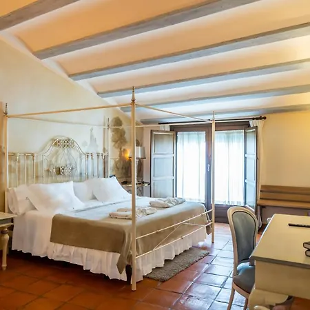 Hotel Yit La Casona Del Arco Baeza