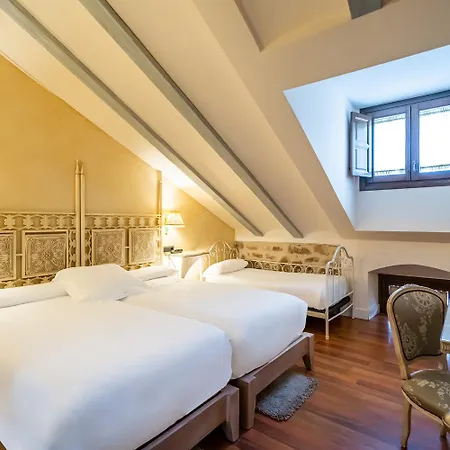 Yit La Casona Del Arco Hotel